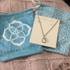 Kendra Scott Pendant Necklace